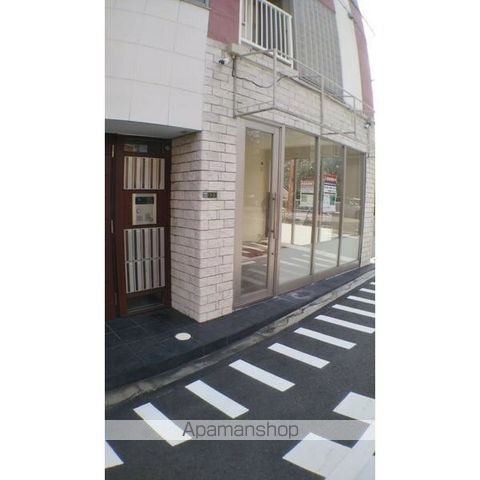 セレブコート京橋の玄関写真