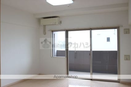 フラットリア春日[1DK/38.73m2]のリビング・居間