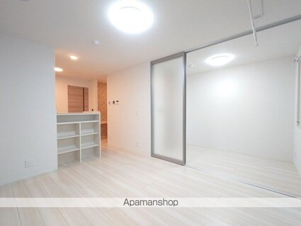 ＤーｒｏｏｍＴＳＵＣＨＩＹＡ[1LDK/43.95m2]のリビング・居間