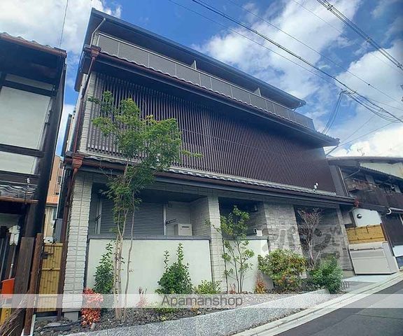 シャーメゾンろくはらの外観写真