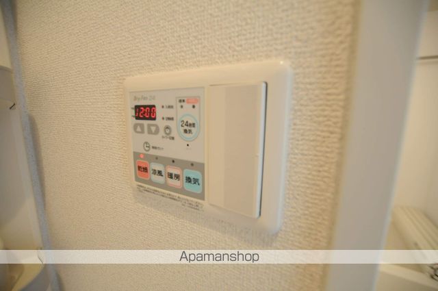 サンヴァーリオ新田駅前VIIの内装写真