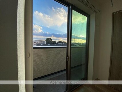 イーストレガシーレジデンス[1LDK/42.12m2]のバルコニー