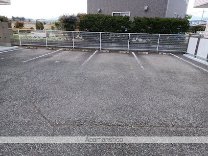 コーポ大北[1K/27.01m2]の駐車場