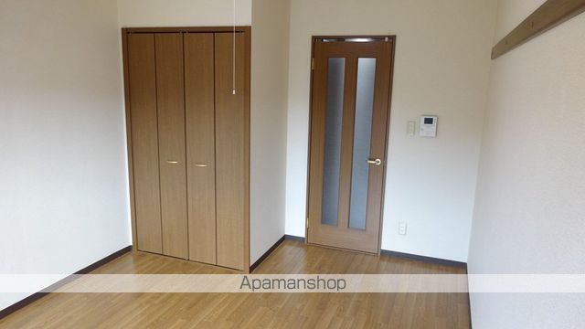 高御所ロイヤルマンションの内装写真