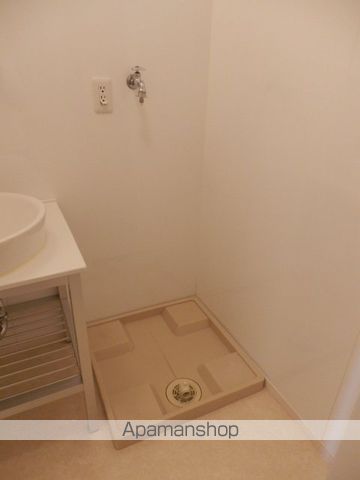 グリーンコート貝塚3号館の内装写真