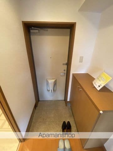 スプリング ウェルの内装写真