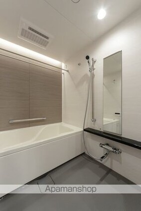 Ｌｅ　ＵｎＤｅｕｘ南青山[2LDK/78.29m2]のバス