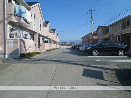 山梨県南アルプス市浅原[2DK/44.34m2]の駐車場