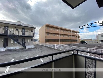 サンピア・Ｋ　Ａ棟Ｂ棟[1K/26.93m2]のバルコニー