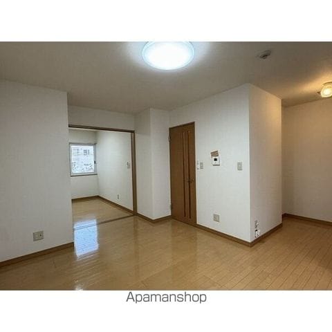TEANA 弐番館の内装写真