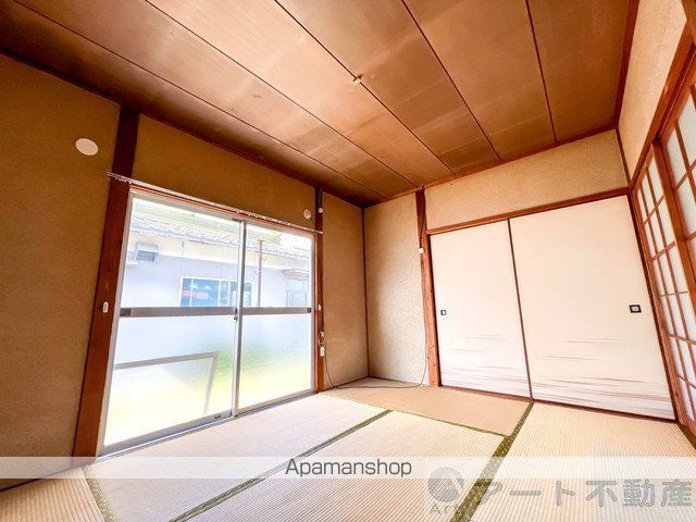 北久米町宮内貸家の内装写真