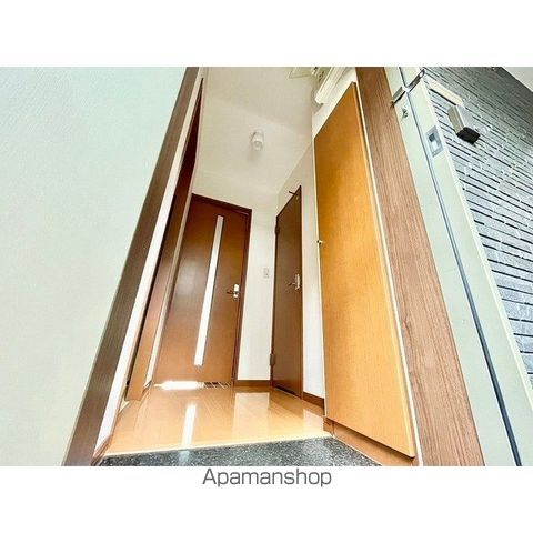 アンプルールフェール六反の内装写真