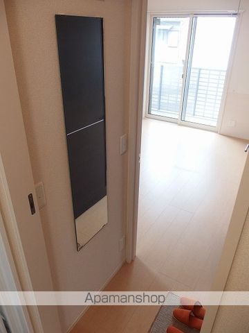 フロンティアの内装写真