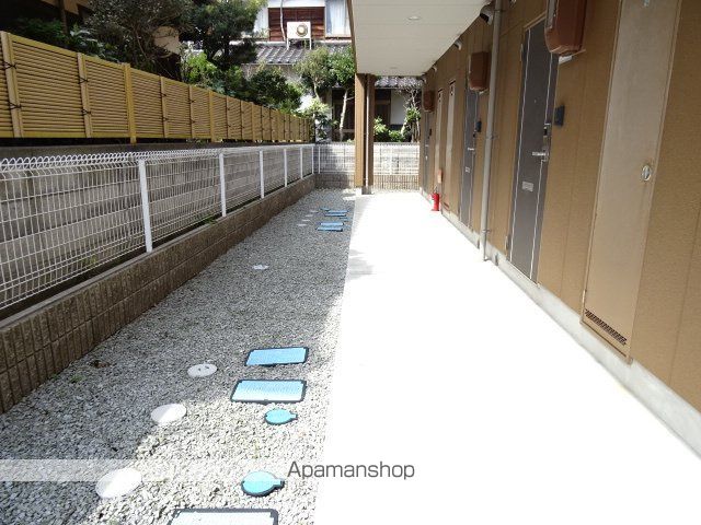 パークサイドしみずの玄関写真