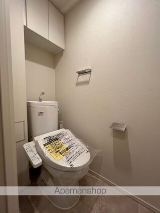 東京都新宿区百人町３丁目[2LDK/60.08m2]のトイレ