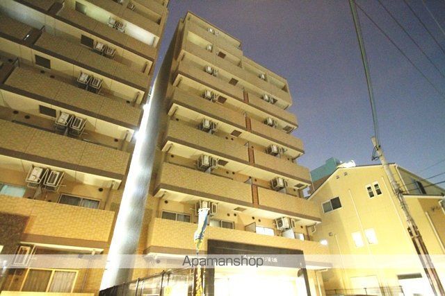 シャルマンフジ新大阪の外観写真