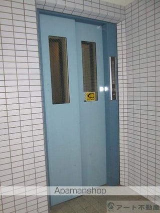 ＡＣＴＹ梅本Ⅱ[3LDK/75.7m2]のエントランス1