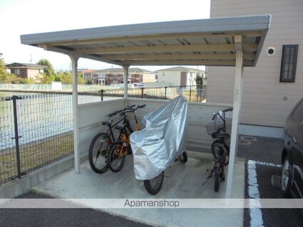 フォレスタ　Ａ[2LDK/60.19m2]の共用部1