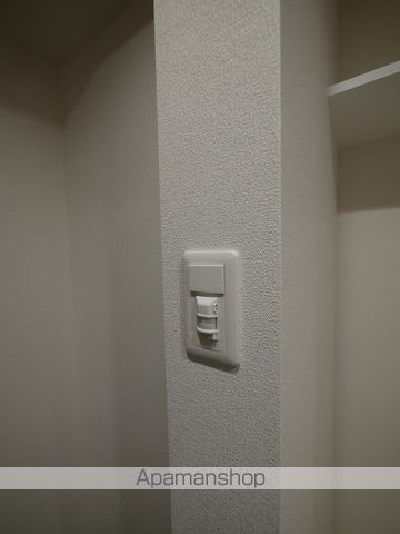 プレサンス松屋町ヴィゴラスの内装写真