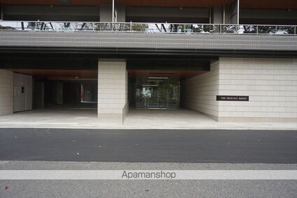 ザ・グランアルト栄[1LDK/37.54m2]の駐車場