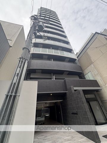 C0MF0RIA LIV大阪本町の外観写真