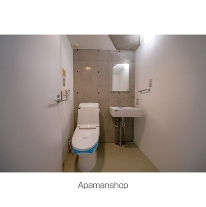 エスタート等々力[1LDK/53.92m2]のトイレ