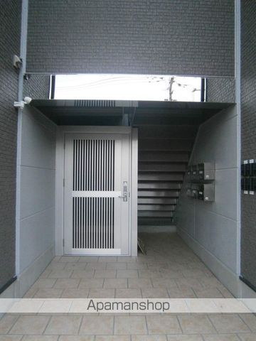 ウィズM1の玄関写真