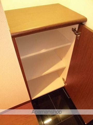 グリフィン新横浜・六番館の内装写真