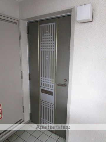 ダイアパレスロイヤルシティ東幸町西棟の玄関写真