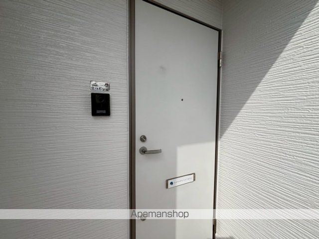 RIZ エクリュの内装写真