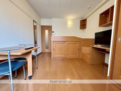 レオパレススカイパーク　ナカヤ[1K/28.02m2]のリビング・居間1