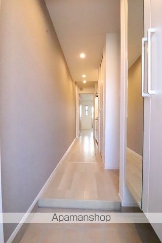モンベルの内装写真