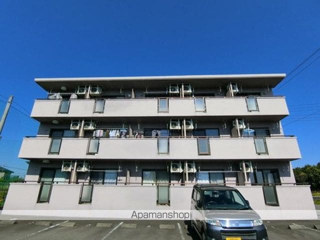 ロテュスの外観写真