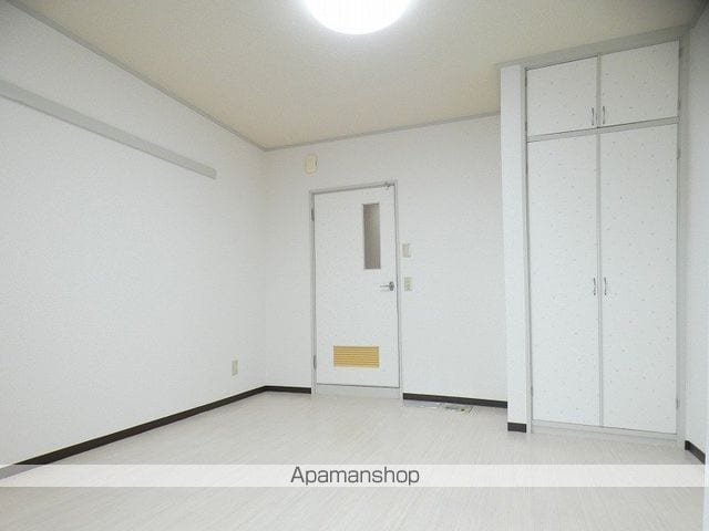 ベルハウス和地山Aの内装写真