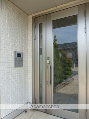 ライデンハイツ IIの玄関写真