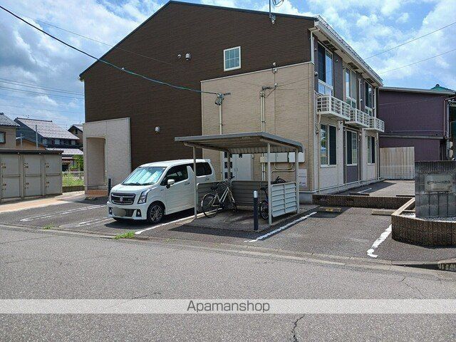 ゼファーハウス[1LDK/42.04m2]の駐車場