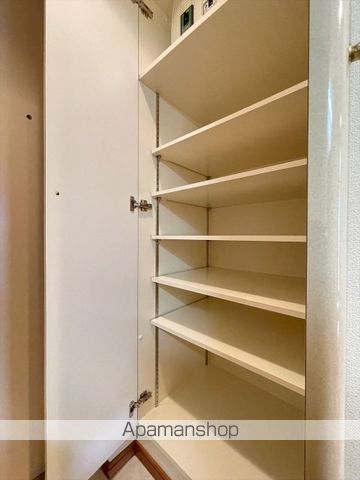 スカイコート文京白山第3の内装写真