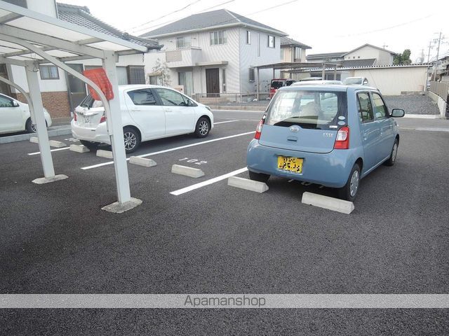 パナハイツ楽田 F棟の玄関写真