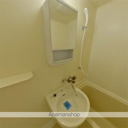 リヴレーヌ壱番館[1K/26.4m2]のバス