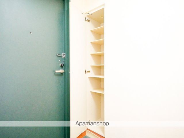 CANVASSすすきのの内装写真