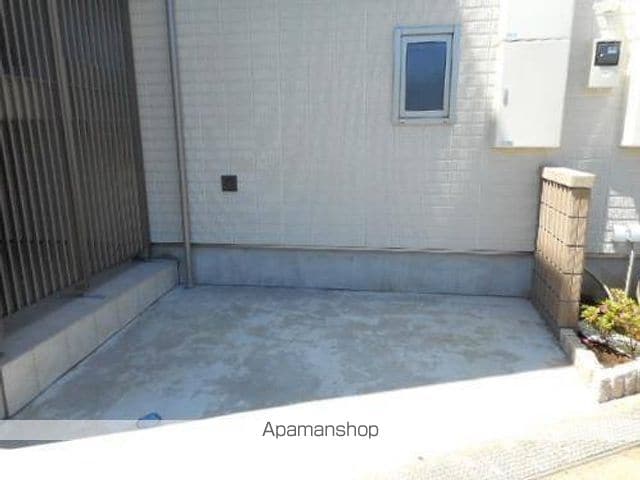 アリュールのその他写真