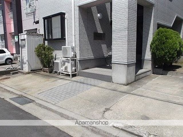 グリッドの外観写真