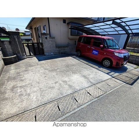 桜田西三丁目1ー26一戸建ての外観写真
