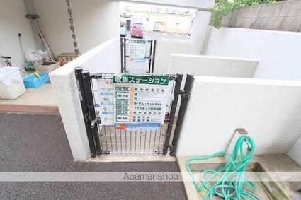 第一グリーンハイツ松縄[3LDK/78.09m2]の共用部3