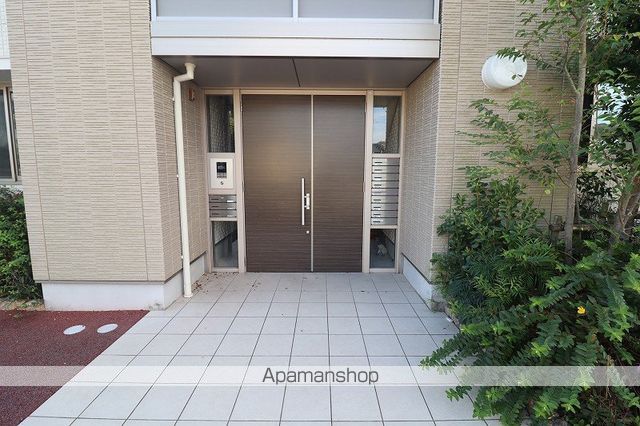 シャーメゾンフォーレ藍住の玄関写真