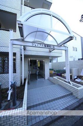 ジョイフル聖蹟桜ヶ丘[1R/17m2]のエントランス