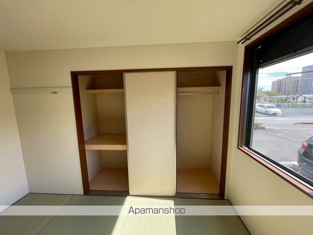 アイリス正道F棟の内装写真
