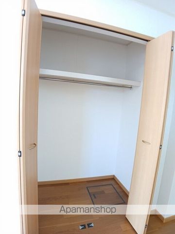 ノイエツァイトIIの内装写真