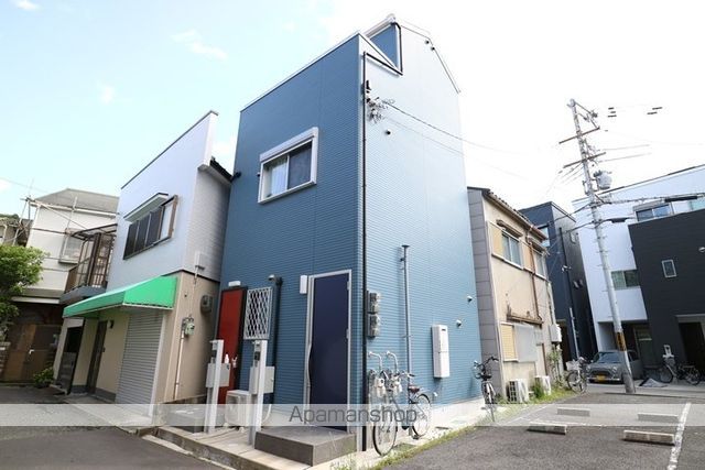 シェスム正雀の外観写真