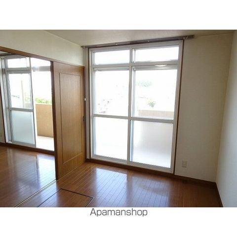 フェイマスKITAMI 2番館の内装写真